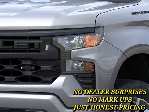 New 2026 Chevrolet Silverado 1500 Custom w/ LPO, Dark Essentials Package image 10