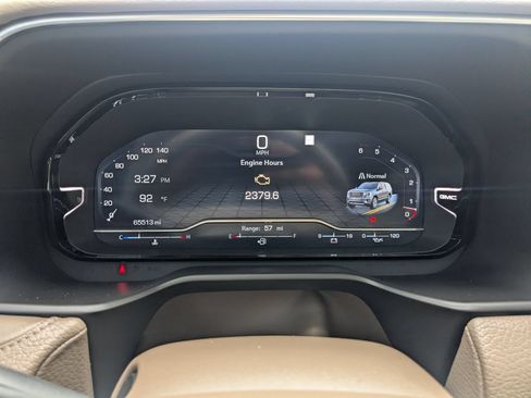 Used 2022 GMC Yukon Denali RWD image 16