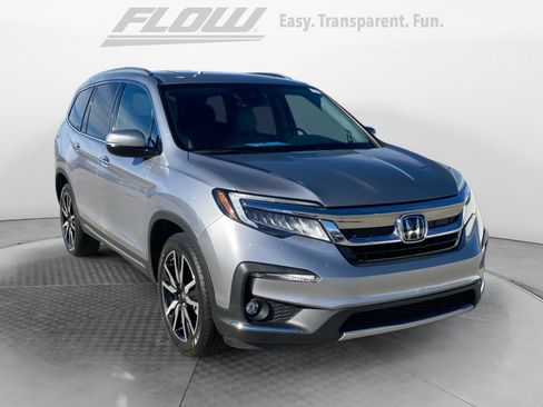 Used 2020 Honda Pilot Touring image 1