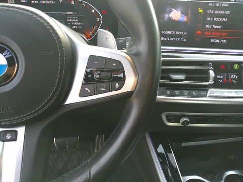 Used 2020 BMW X5 M50i w/ Executive Package image 25