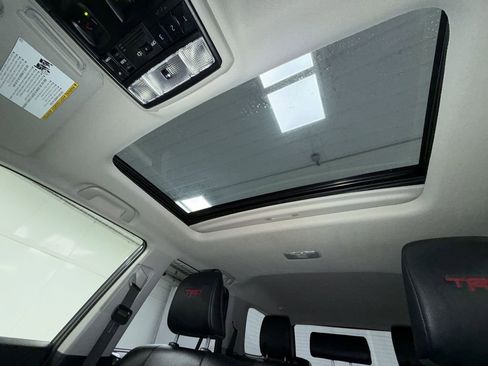 Certified 2023 Toyota 4Runner TRD Off-Road Premium w/ Moonroof Package image 15