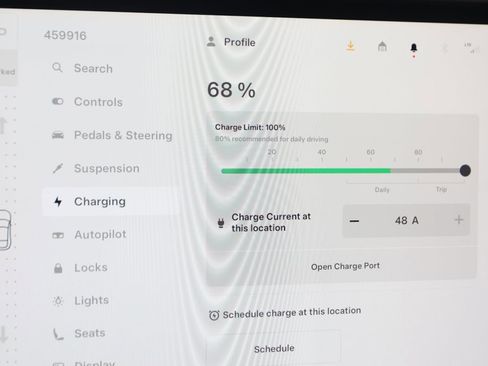 Used 2022 Tesla Model S Plaid image 38