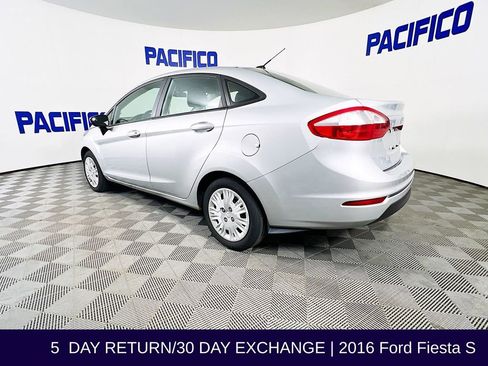 Used 2016 Ford Fiesta S image 8