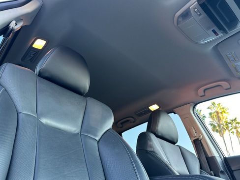 Used 2023 Subaru Ascent Limited image 15