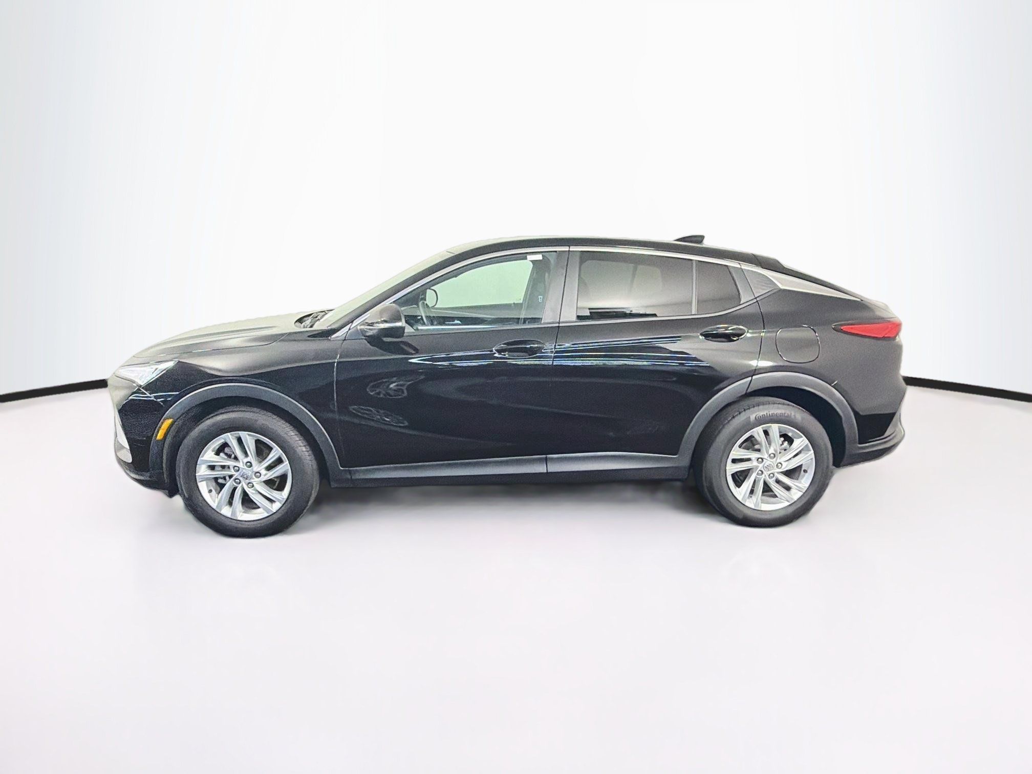 Used 2025 Buick Envista Preferred w/ Convenience I Package FWD image 4