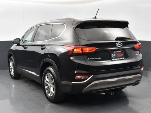 Used 2019 Hyundai Santa Fe SE image 6