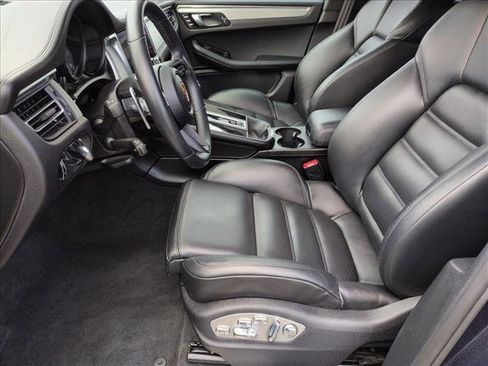 Used 2023 Porsche Macan S image 16