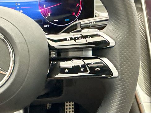 Certified 2024 Mercedes-Benz GLC 300 image 12