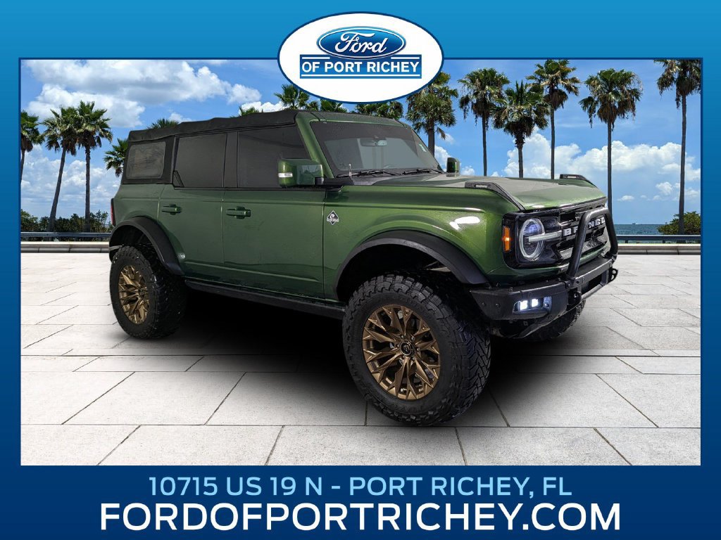 Used 2022 Ford Bronco Outer Banks w/ Sasquatch Package AWD/4WD image 1