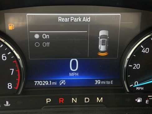 Used 2020 Ford Explorer XLT w/ Equipment Group 202A AWD/4WD image 22