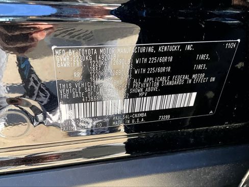 Used 2025 Toyota RAV4 XLE Premium image 34