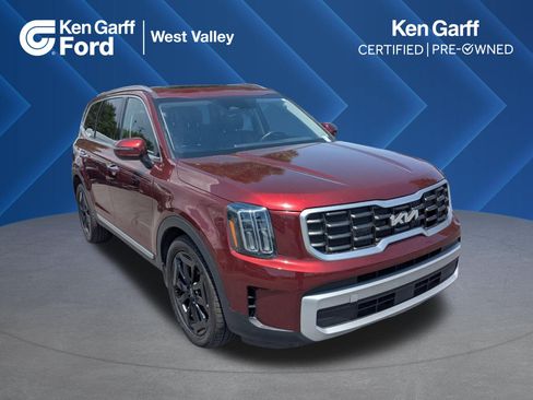 Used 2024 Kia Telluride S w/ S Sunroof Package AWD/4WD image 1