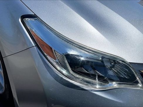Used 2015 Toyota Avalon Limited FWD image 27