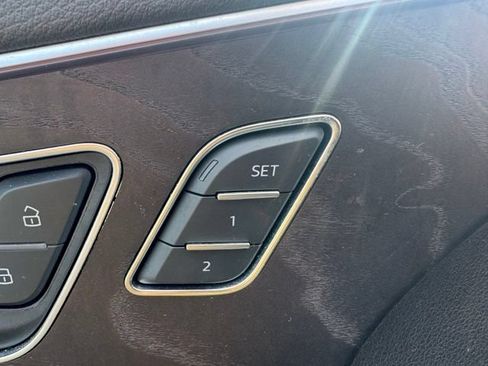 Used 2021 Audi Q8 Premium Plus w/ Premium Plus Package AWD/4WD image 20