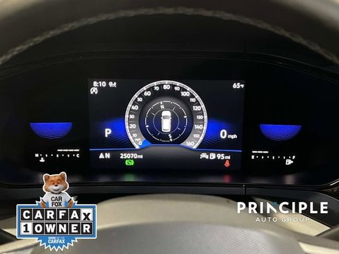 Certified 2022 Volkswagen Taos SE w/ Panoramic Sunroof Package image 18