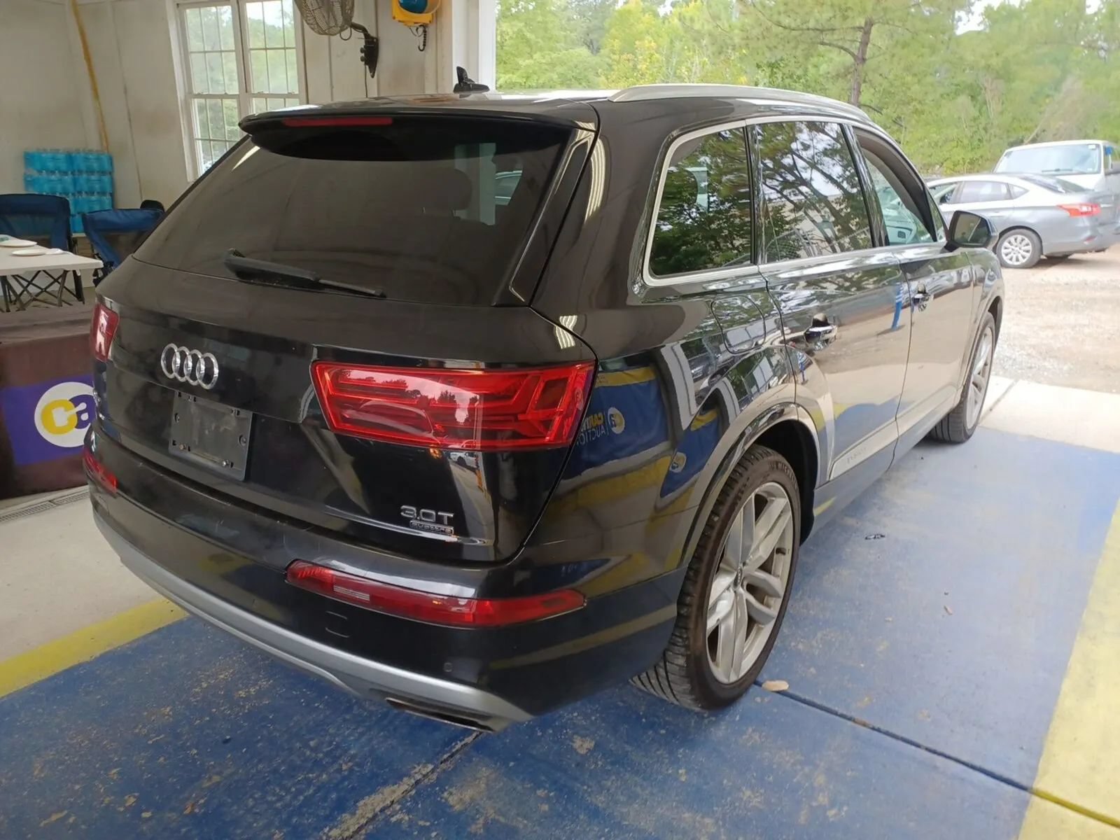 Used 2017 Audi Q7 3.0T Prestige w/ Prestige Package AWD/4WD image 3