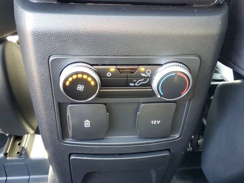 Certified 2023 Ford Explorer XLT w/ Equipment Group 202A AWD/4WD image 31