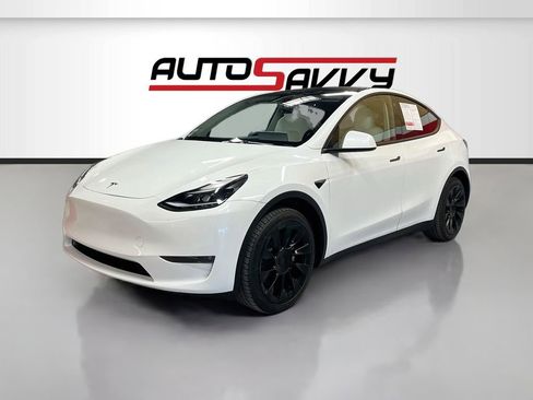 Used 2023 Tesla Model Y Long Range AWD/4WD image 3