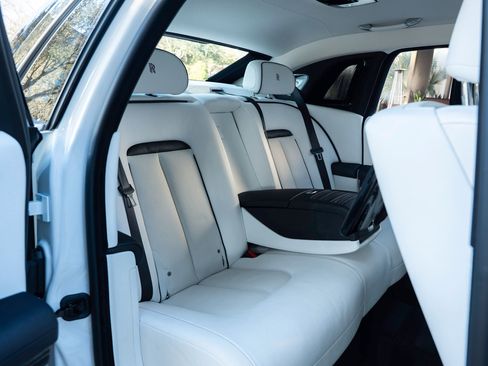Used 2021 Rolls-Royce Ghost AWD/4WD image 58
