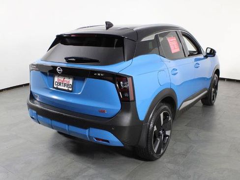Certified 2025 Nissan Kicks SR FWD image 4