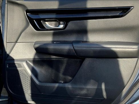 Used 2025 Honda CR-V EX-L image 19