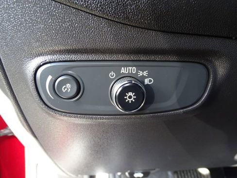 Certified 2023 Chevrolet Equinox RS w/ RS Leather Package image 17