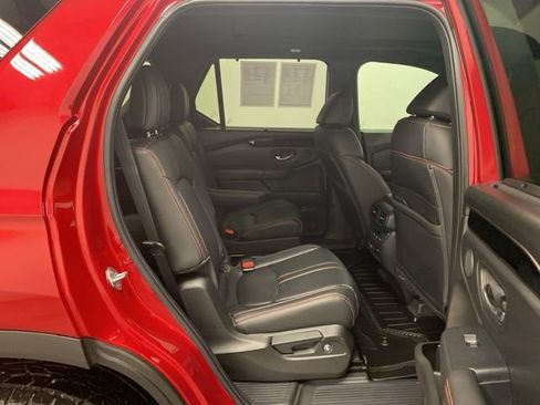 Certified 2025 Honda Pilot TrailSport image 27