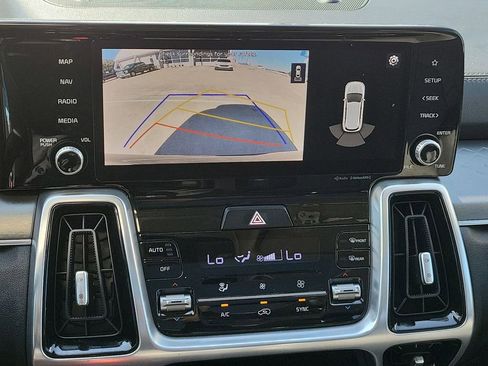 Used 2021 Kia Sorento SX image 15