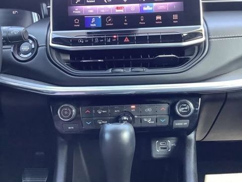 Certified 2022 Jeep Compass High Altitude AWD/4WD image 25