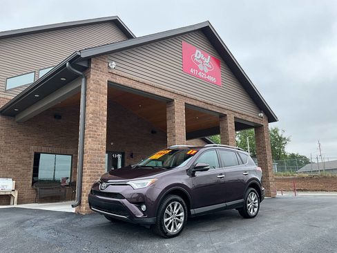 Used 2017 Toyota RAV4 Limited FWD image 44