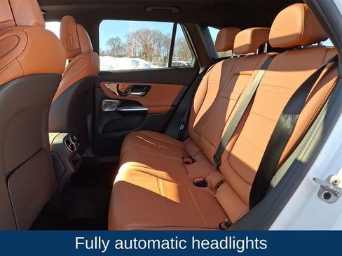 Used 2023 Mercedes-Benz GLC 300 4MATIC image 11