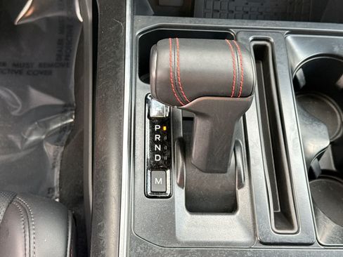 Used 2025 Ford F150 Raptor AWD/4WD image 39