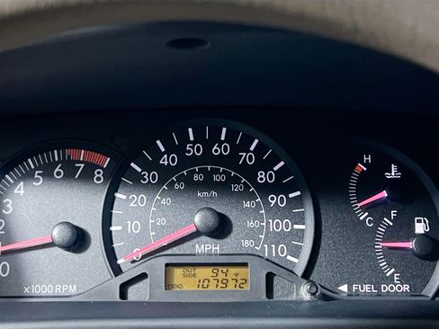 Used 2006 Toyota Corolla CE FWD image 22