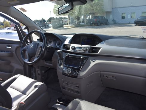 Used 2016 Honda Odyssey EX-L image 24