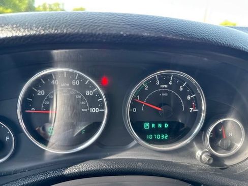 Used 2012 Jeep Wrangler Unlimited Sport AWD/4WD image 35
