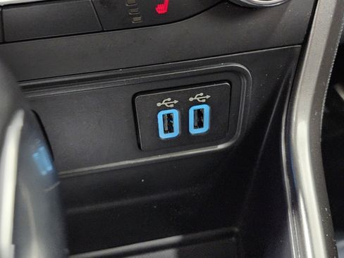 Used 2020 Ford EcoSport SE w/ SE Convenience Package image 31