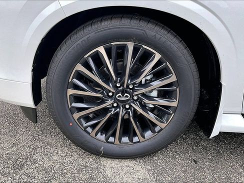New 2026 INFINITI QX80 Autograph AWD/4WD image 14