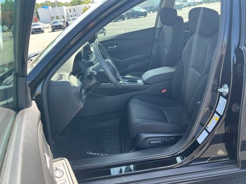 Used 2024 Honda Accord EX image 30