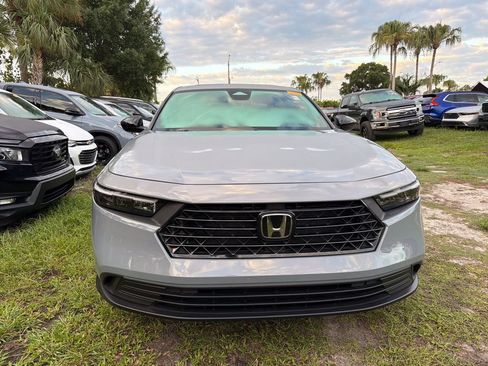 Used 2024 Honda Accord Sport image 2