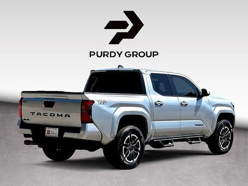 Used 2024 Toyota Tacoma TRD Sport AWD/4WD image 8