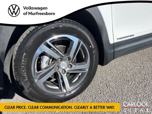 Used 2021 GMC Terrain SLT w/ Infotainment Package II image 8