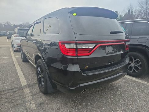 Used 2023 Dodge Durango R/T w/ Hemi Orange Plus Package image 4