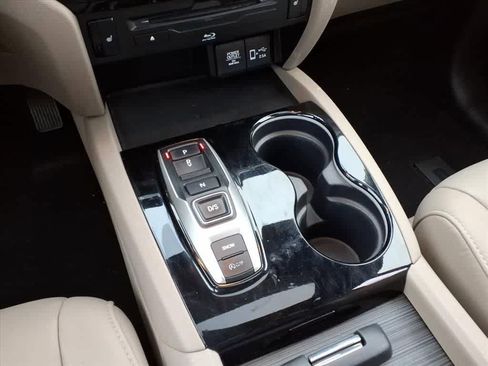 Used 2020 Honda Pilot Touring image 22