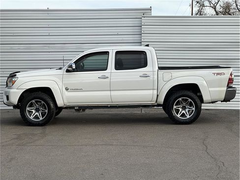 Used 2014 Toyota Tacoma 4x4 Double Cab image 13