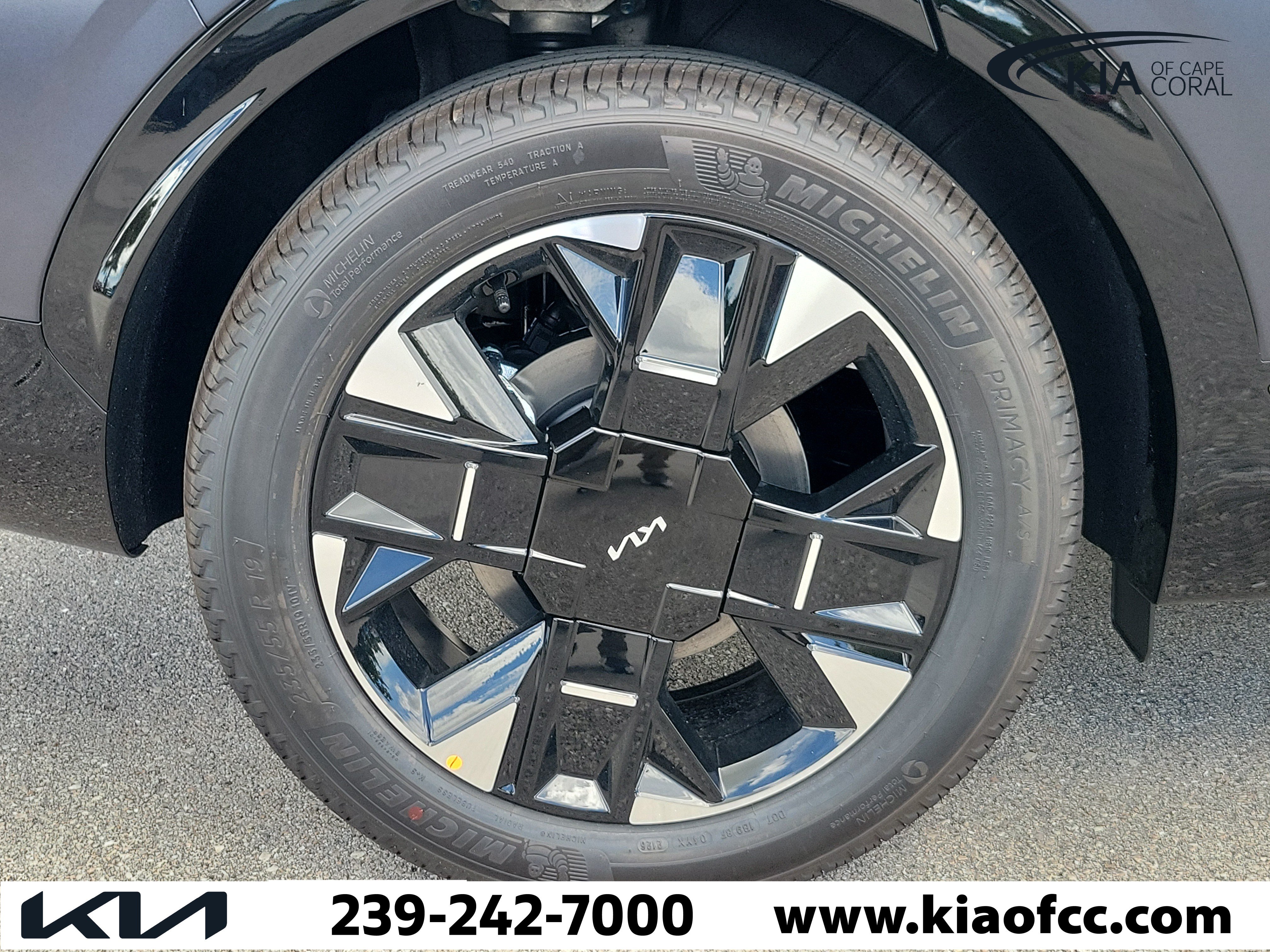 New 2027 Kia Sportage SX FWD image 9