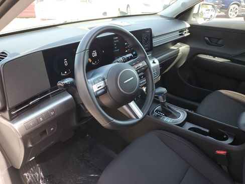 Used 2024 Hyundai Kona SEL FWD image 13