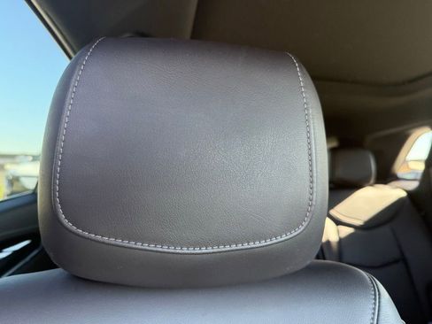 Certified 2025 Cadillac XT5 Premium Luxury image 23