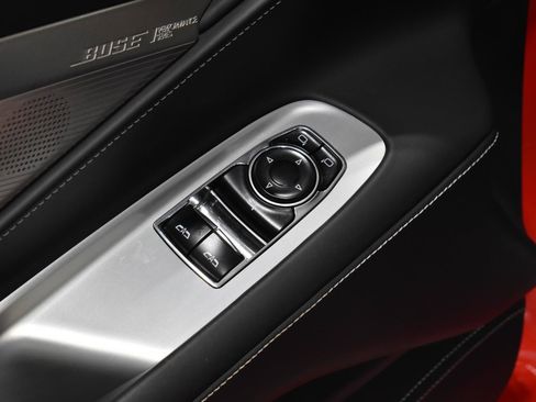 Used 2022 Chevrolet Corvette Stingray Premium Cpe w/ Body-Color Dual Roof Package image 6