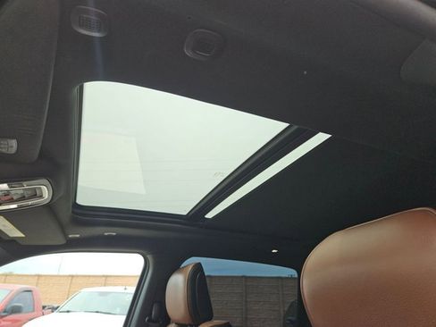 Used 2019 RAM 1500 Limited image 16