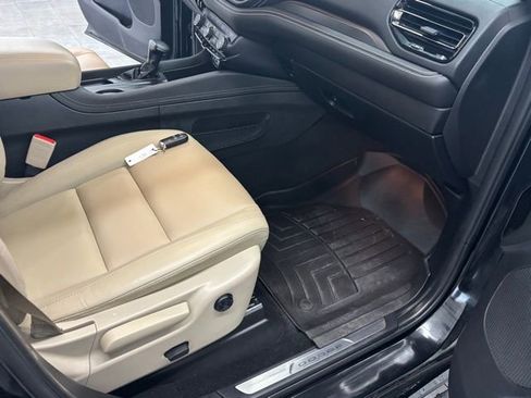 Used 2022 Dodge Durango GT AWD/4WD image 37